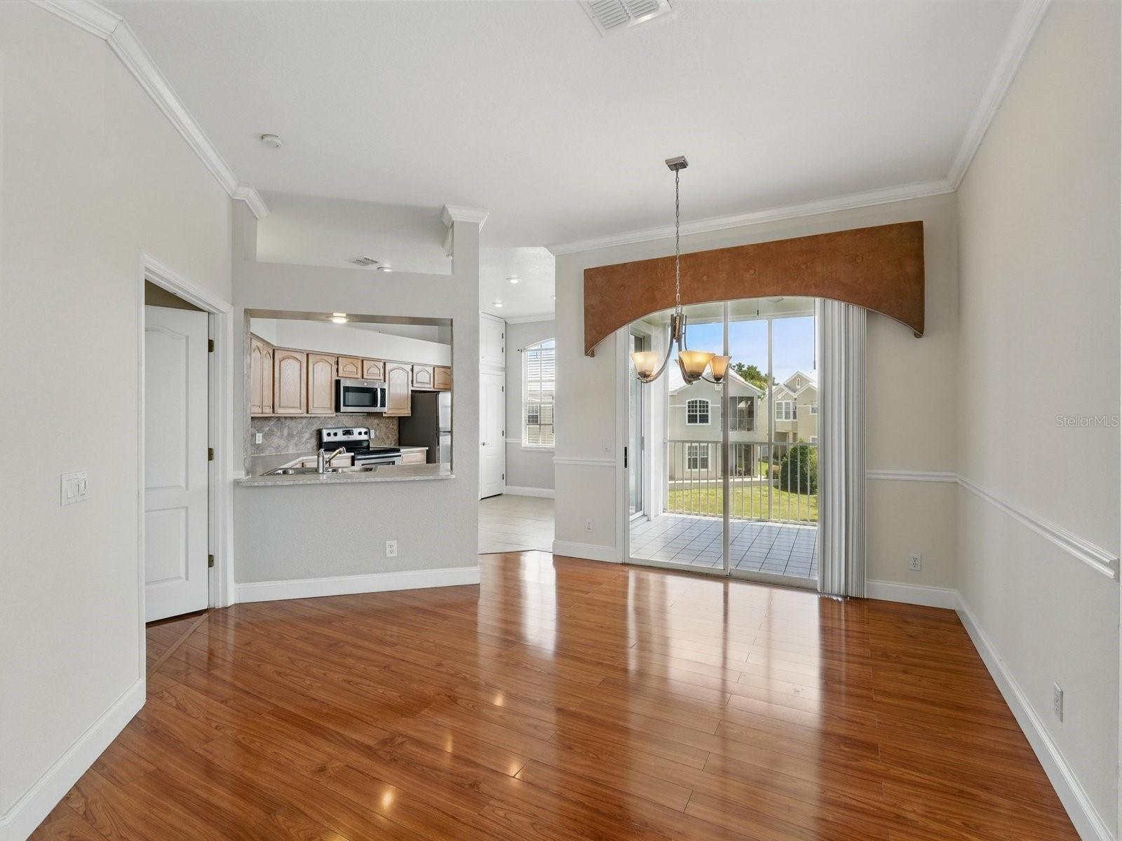 Image 34 of 41 For 7021 Della Drive 51