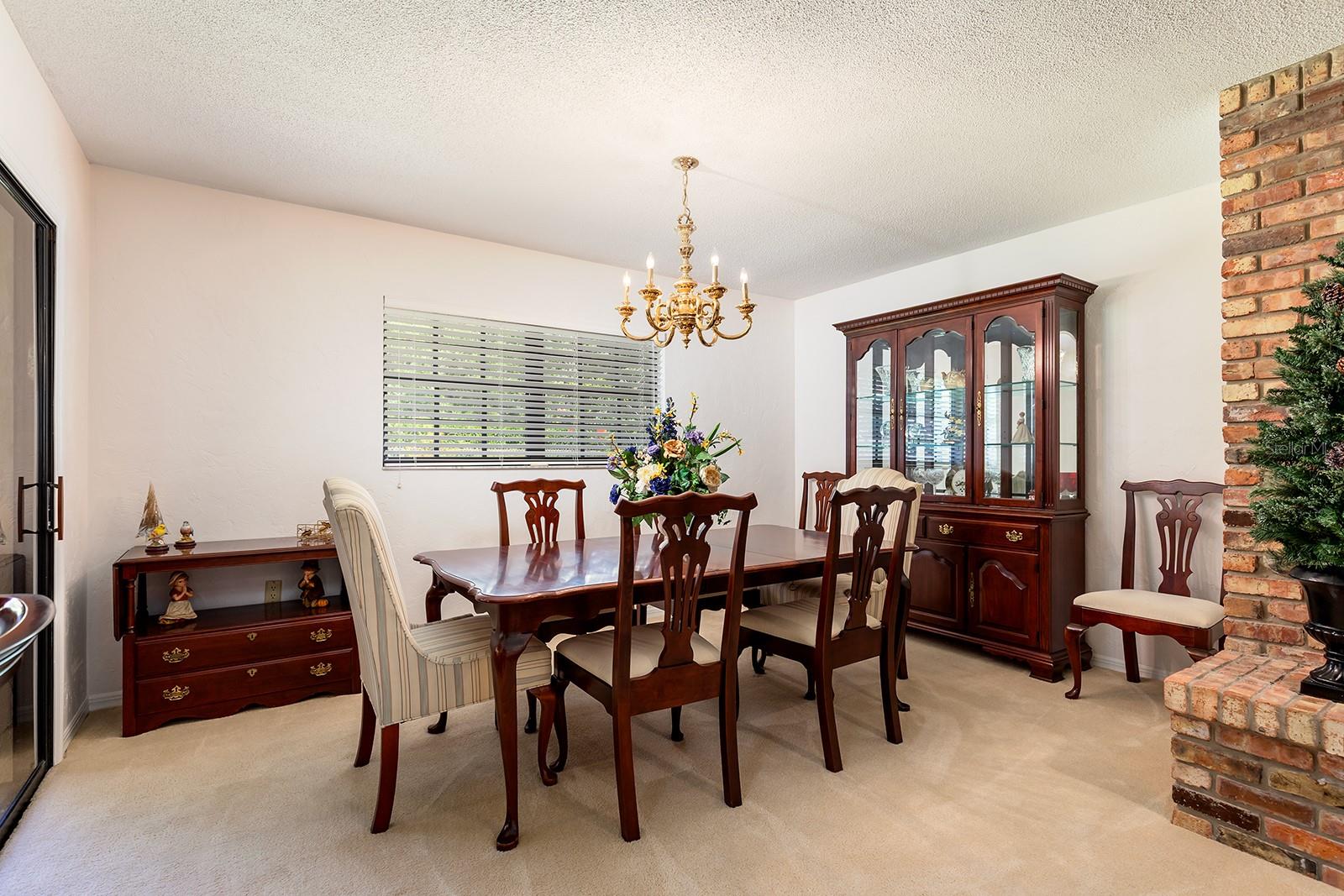 Image 10 of 30 For 429 Kimberly Court