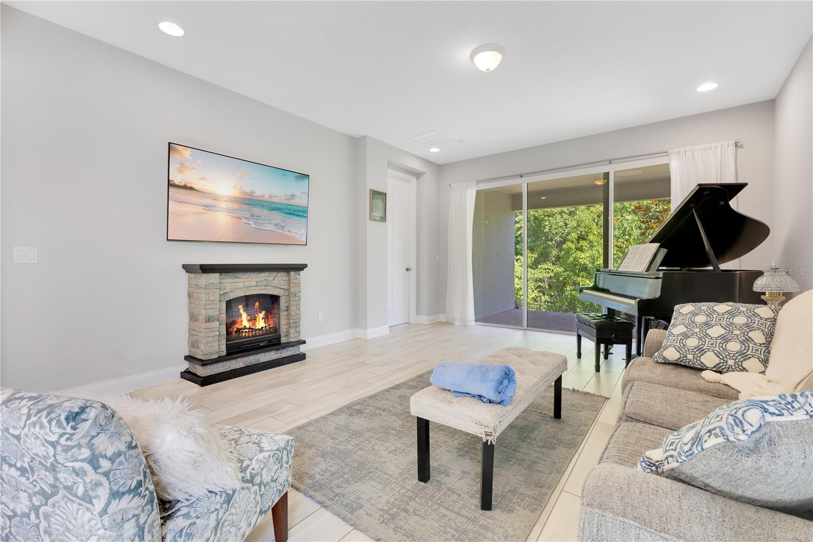 Image 11 of 44 For 2127 Bay Line Road