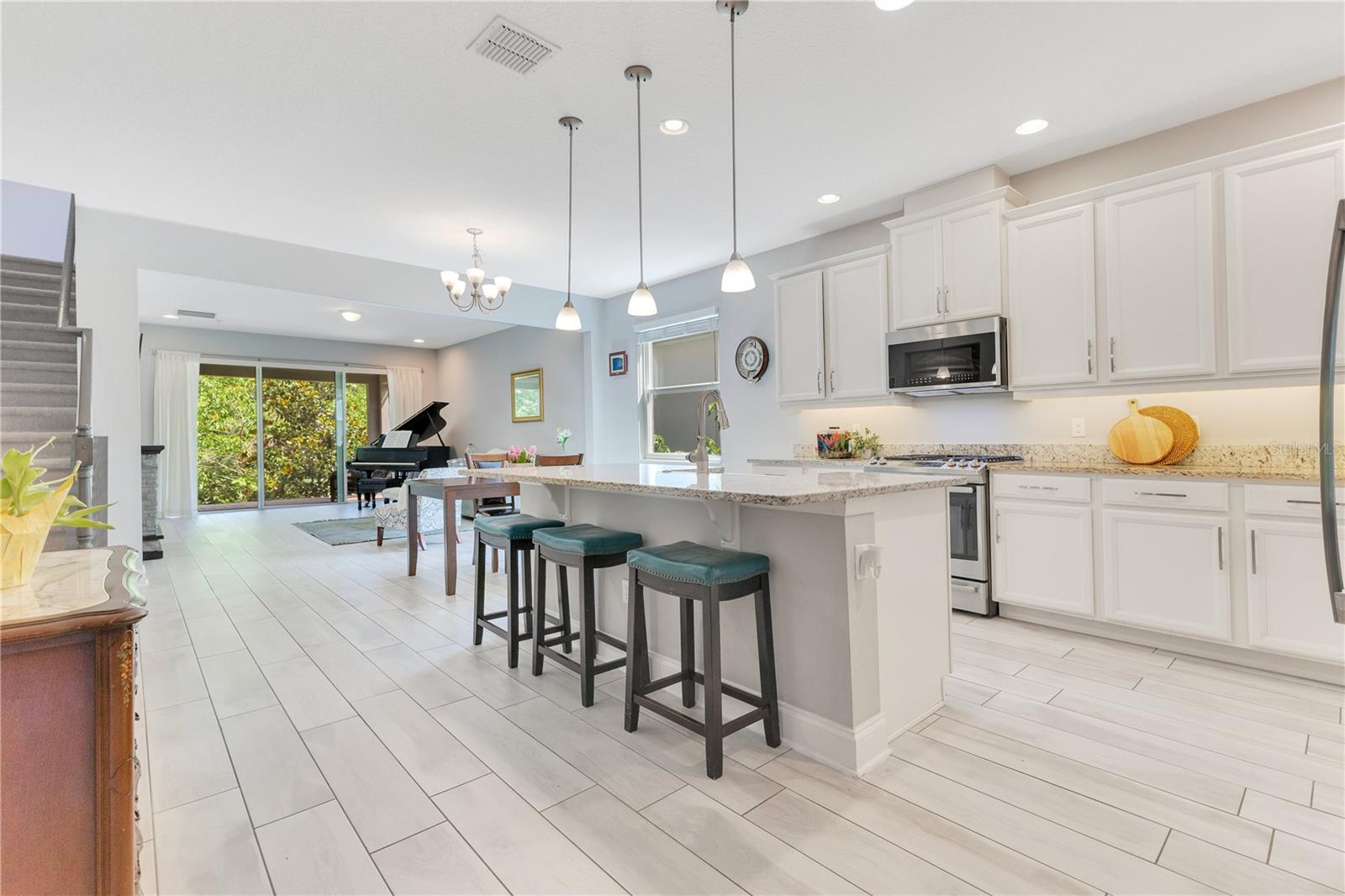 Image 4 of 44 For 2127 Bay Line Road