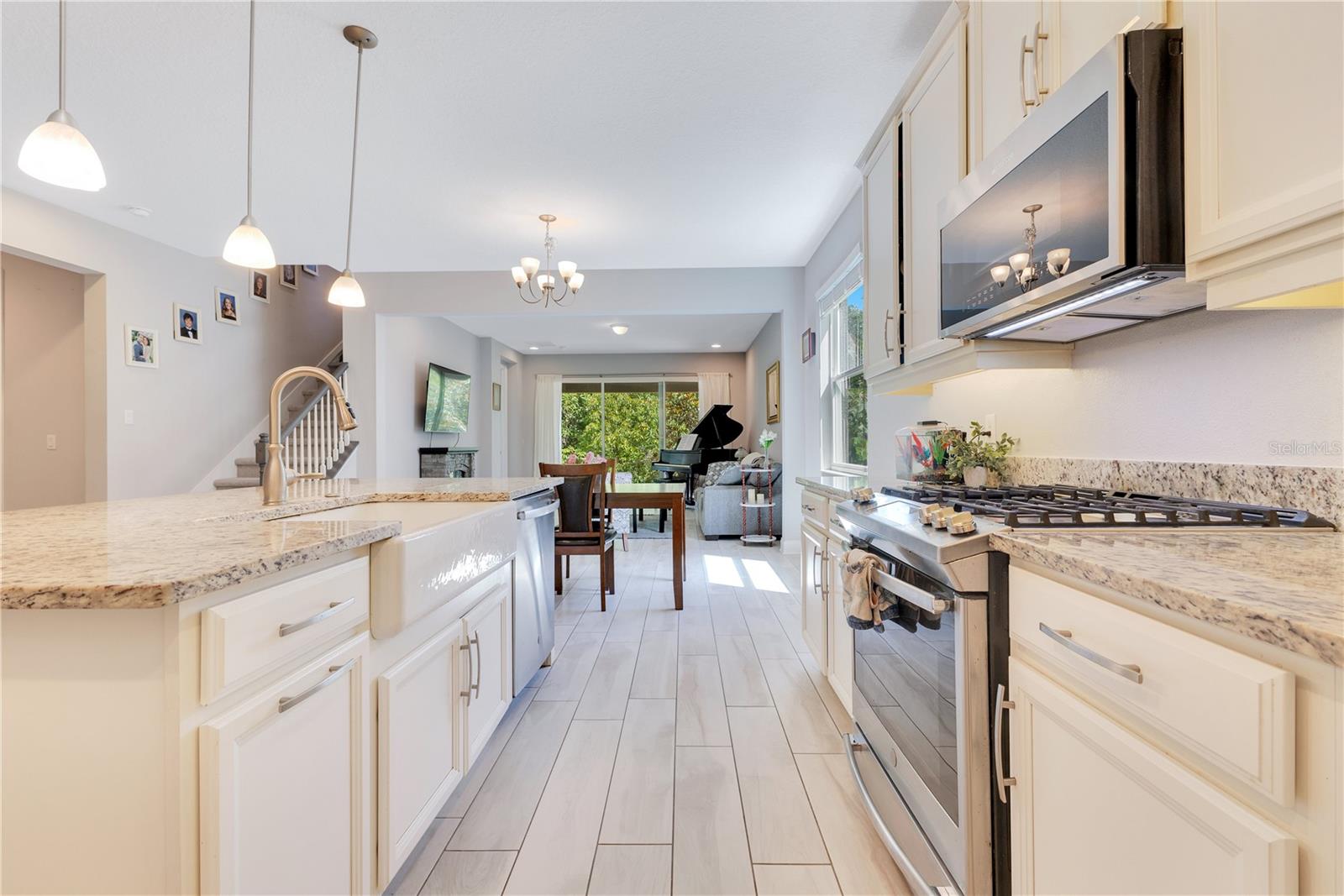 Image 5 of 44 For 2127 Bay Line Road
