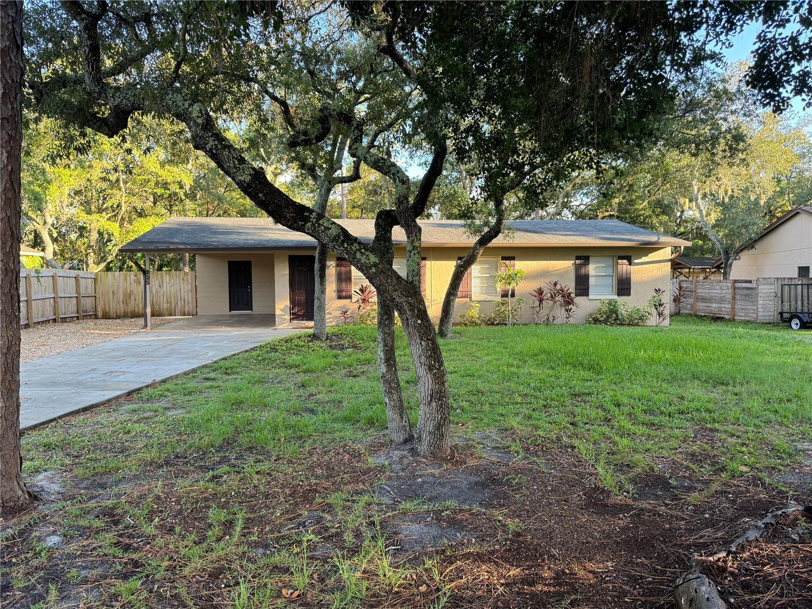 Details for 225 W 2nd St, CHULUOTA, FL 32766