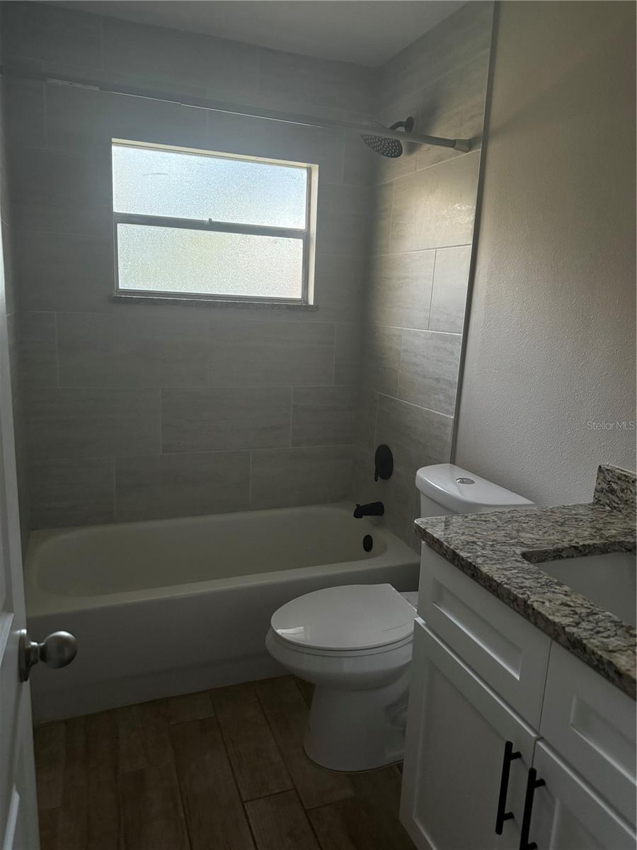 Image 6 of 10 For 225 W 2nd St