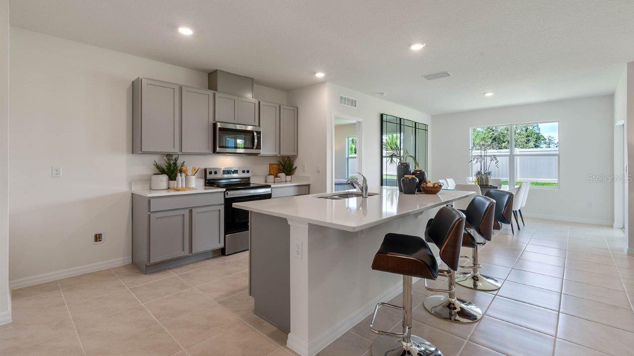 Image 12 of 38 For 207 Taylor Groves Drive