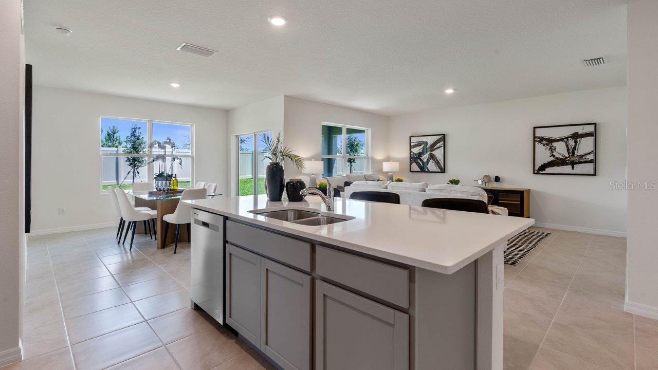 Image 13 of 38 For 207 Taylor Groves Drive
