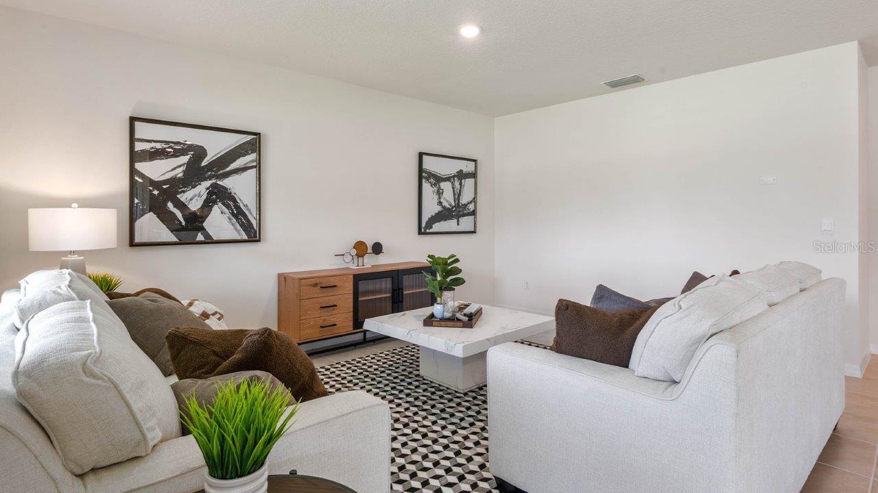 Image 22 of 38 For 207 Taylor Groves Drive