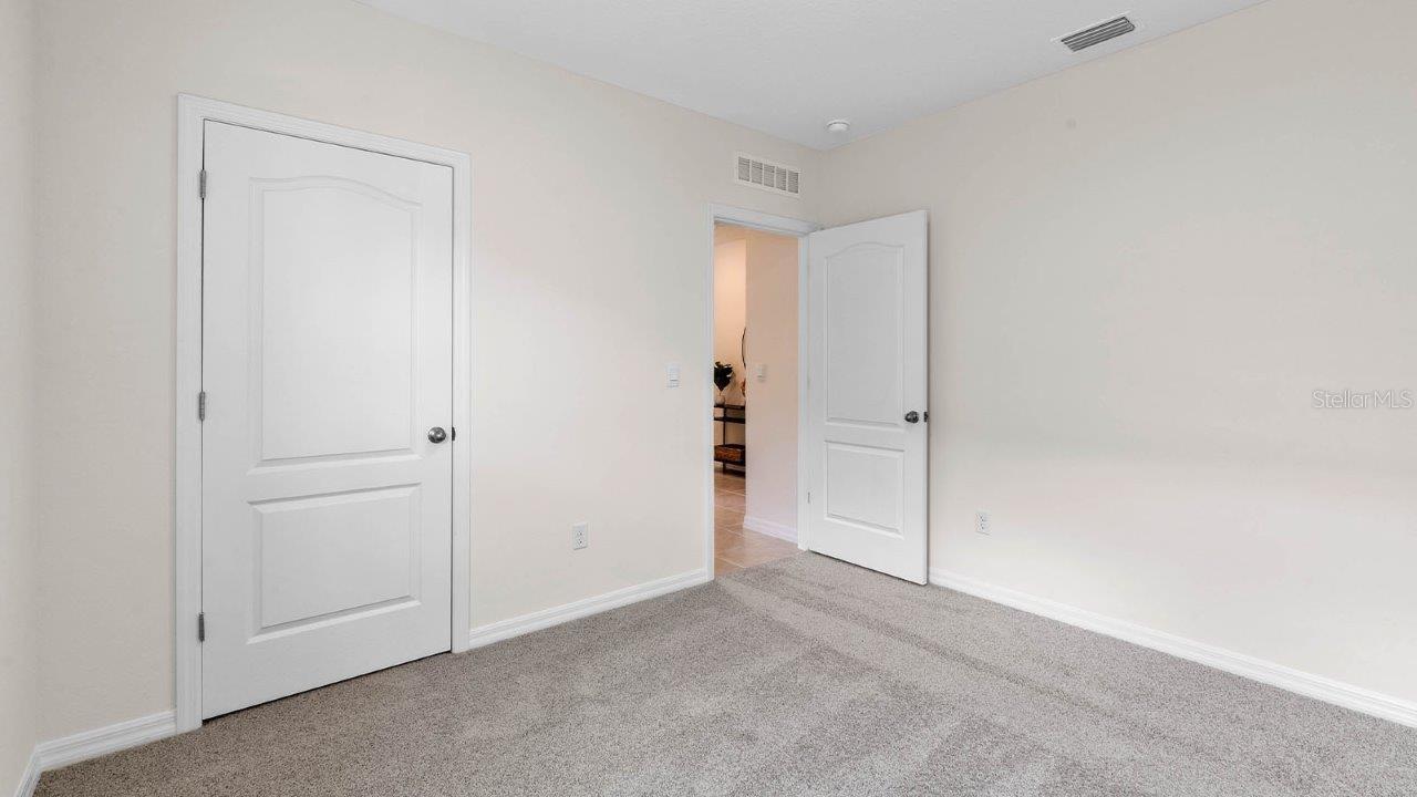 Image 35 of 38 For 207 Taylor Groves Drive