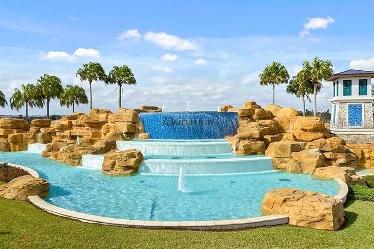 Image 22 of 25 For 17061 Water Spring Boulevard