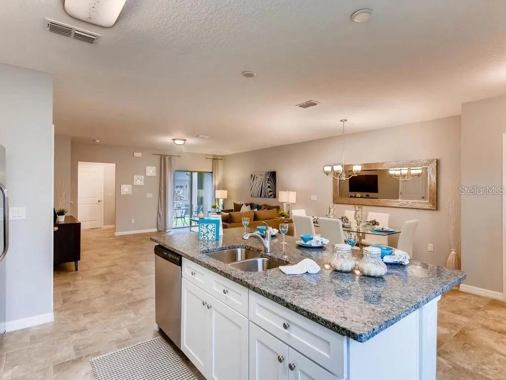 Image 7 of 25 For 17061 Water Spring Boulevard