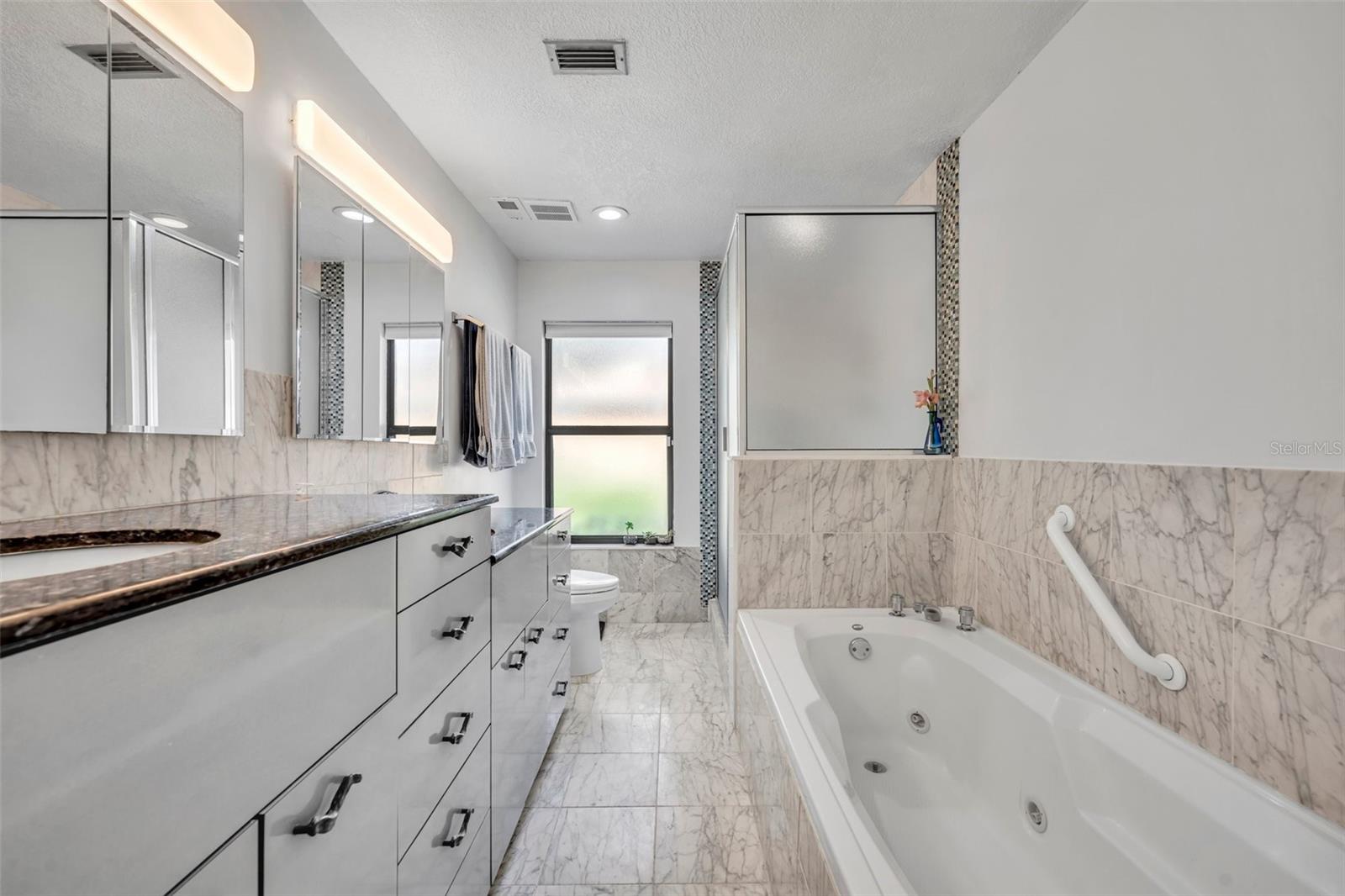 Image 27 of 62 For 3960 Lake Mira Dr Drive