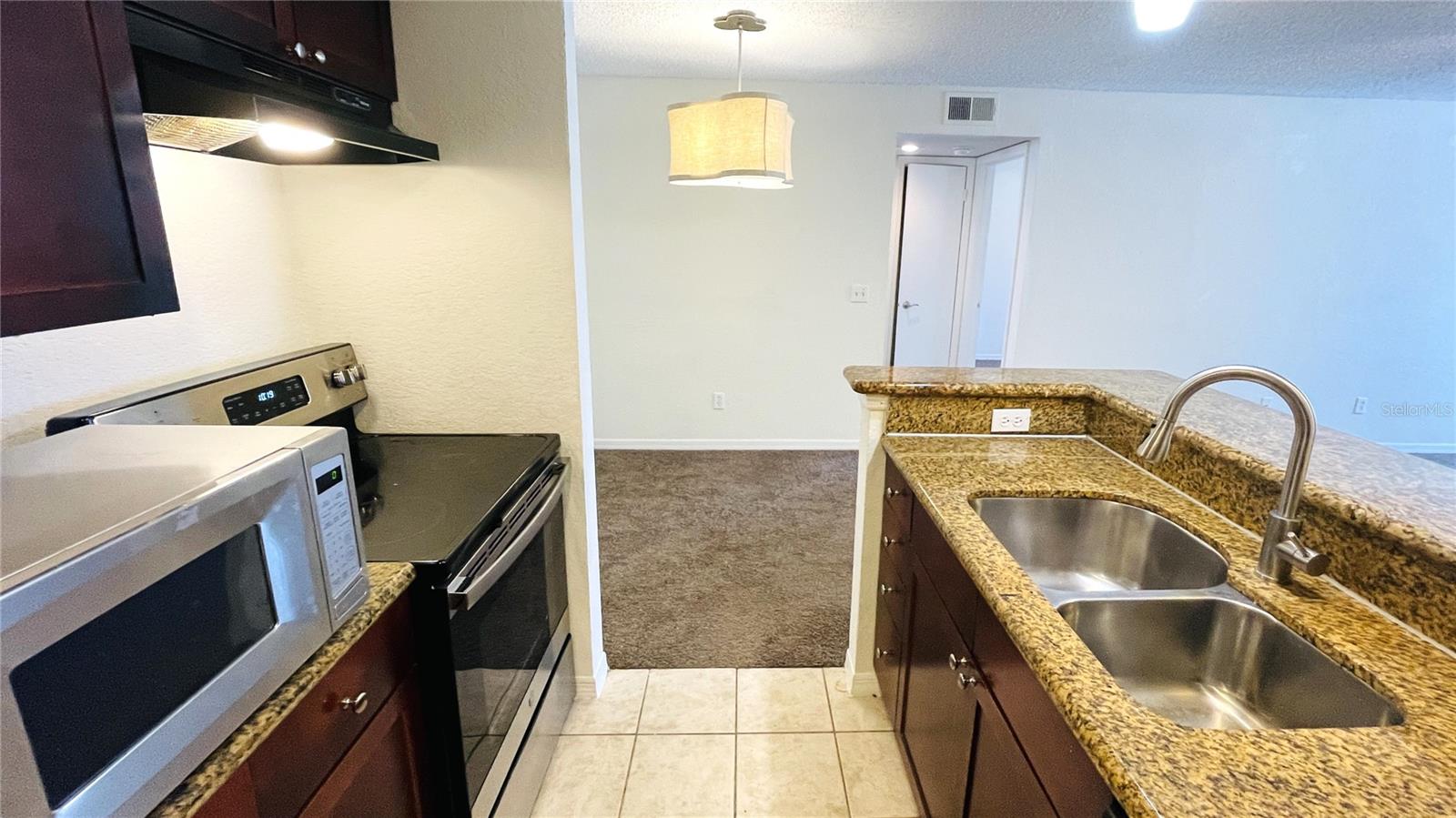 Image 3 of 19 For 5120 Conroy Road 514