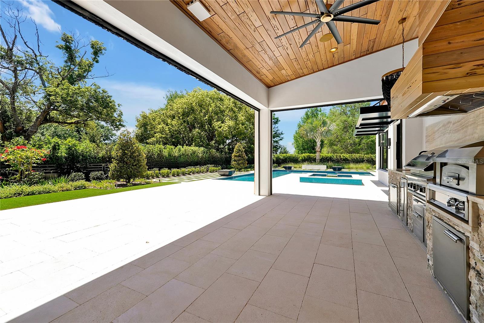Image 33 of 96 For 5525 Isleworth Country Club Dr