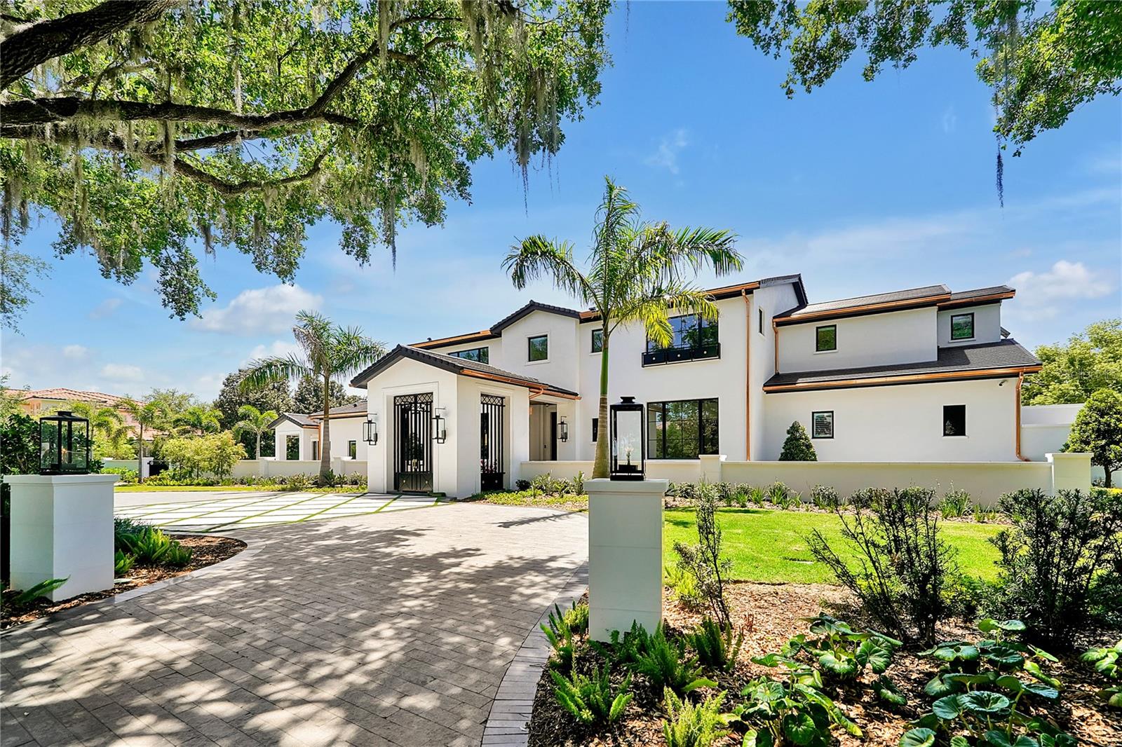 Image 4 of 96 For 5525 Isleworth Country Club Dr