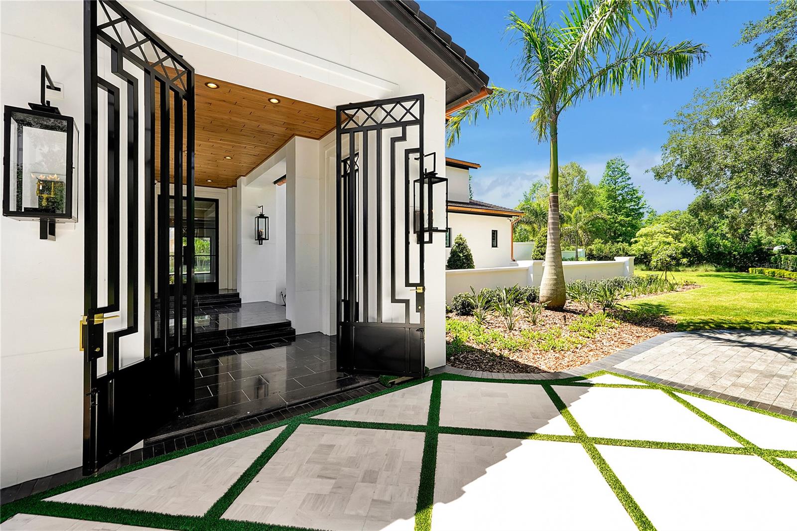 Image 6 of 96 For 5525 Isleworth Country Club Dr