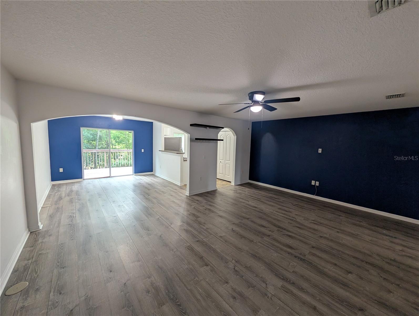 Image 12 of 26 For 4547 Ashburn Square Drive