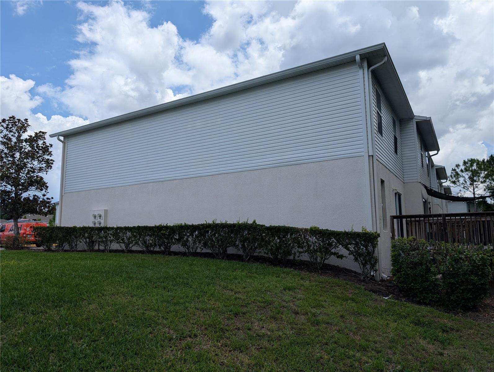 Image 3 of 26 For 4547 Ashburn Square Drive