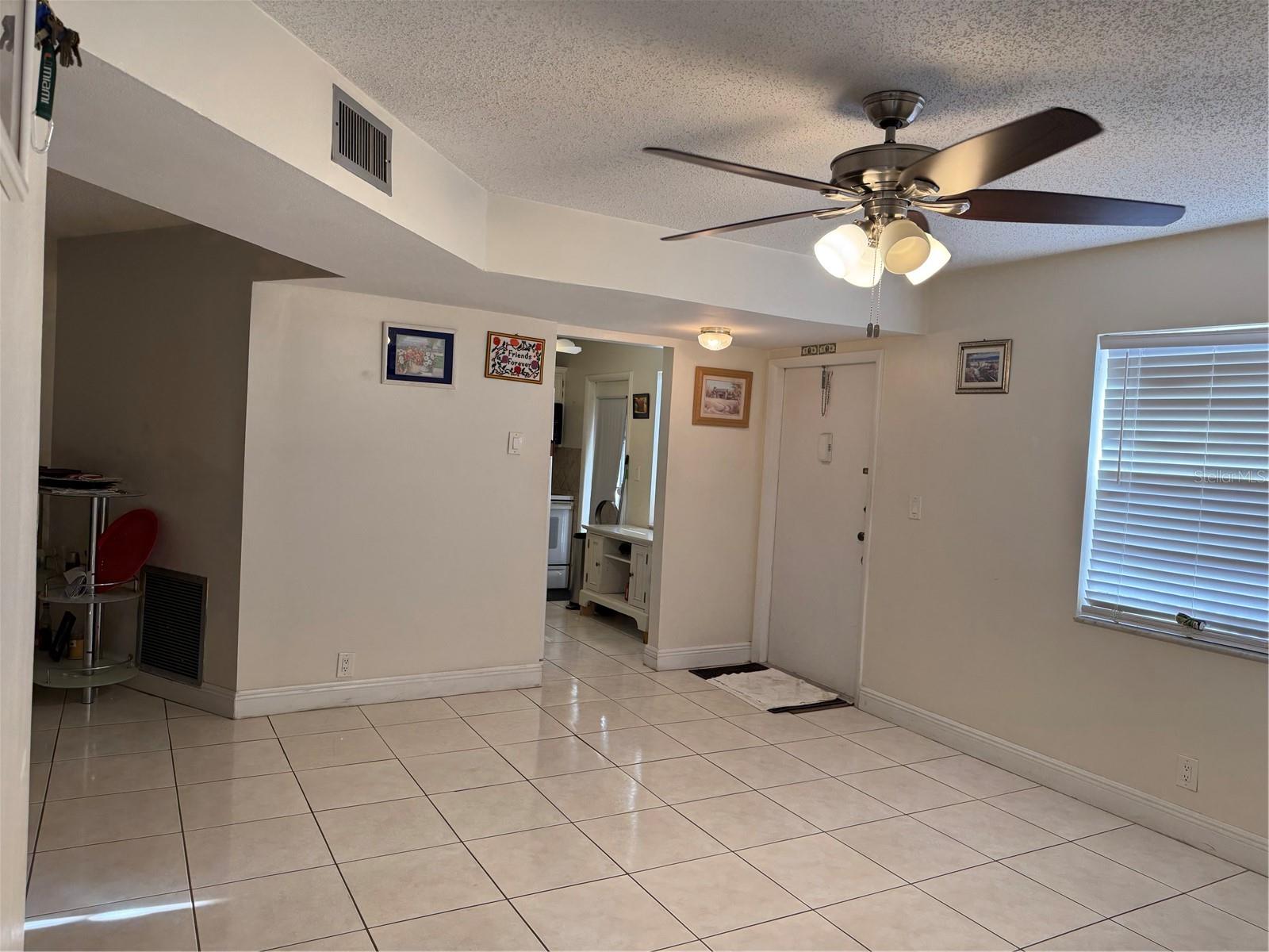 Image 8 of 35 For 3990 42nd Avenue 210