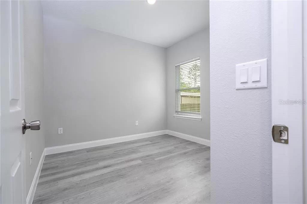 Image 15 of 21 For 8312 Pitcairn Way