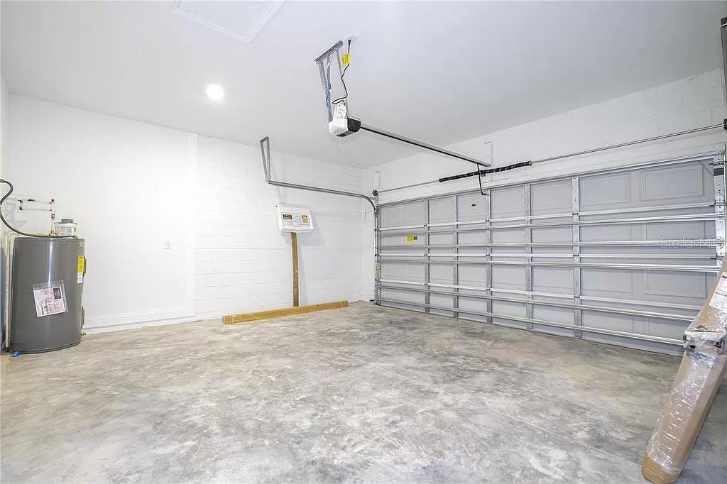 Image 18 of 21 For 8312 Pitcairn Way
