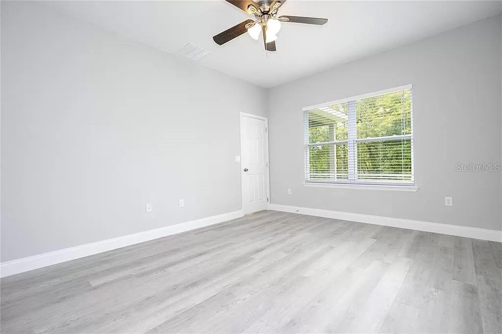 Image 5 of 21 For 8312 Pitcairn Way