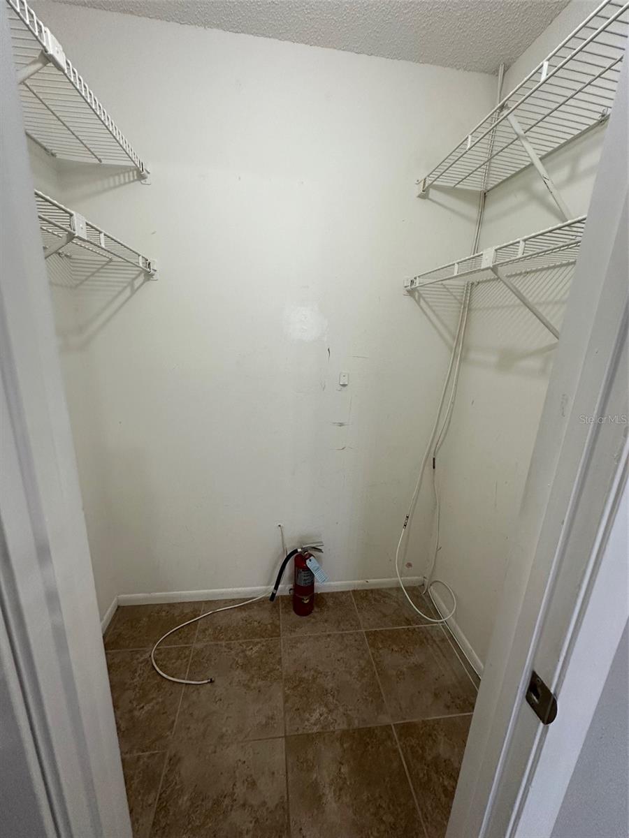 Image 8 of 10 For 115 Oyster Bay Circle 200