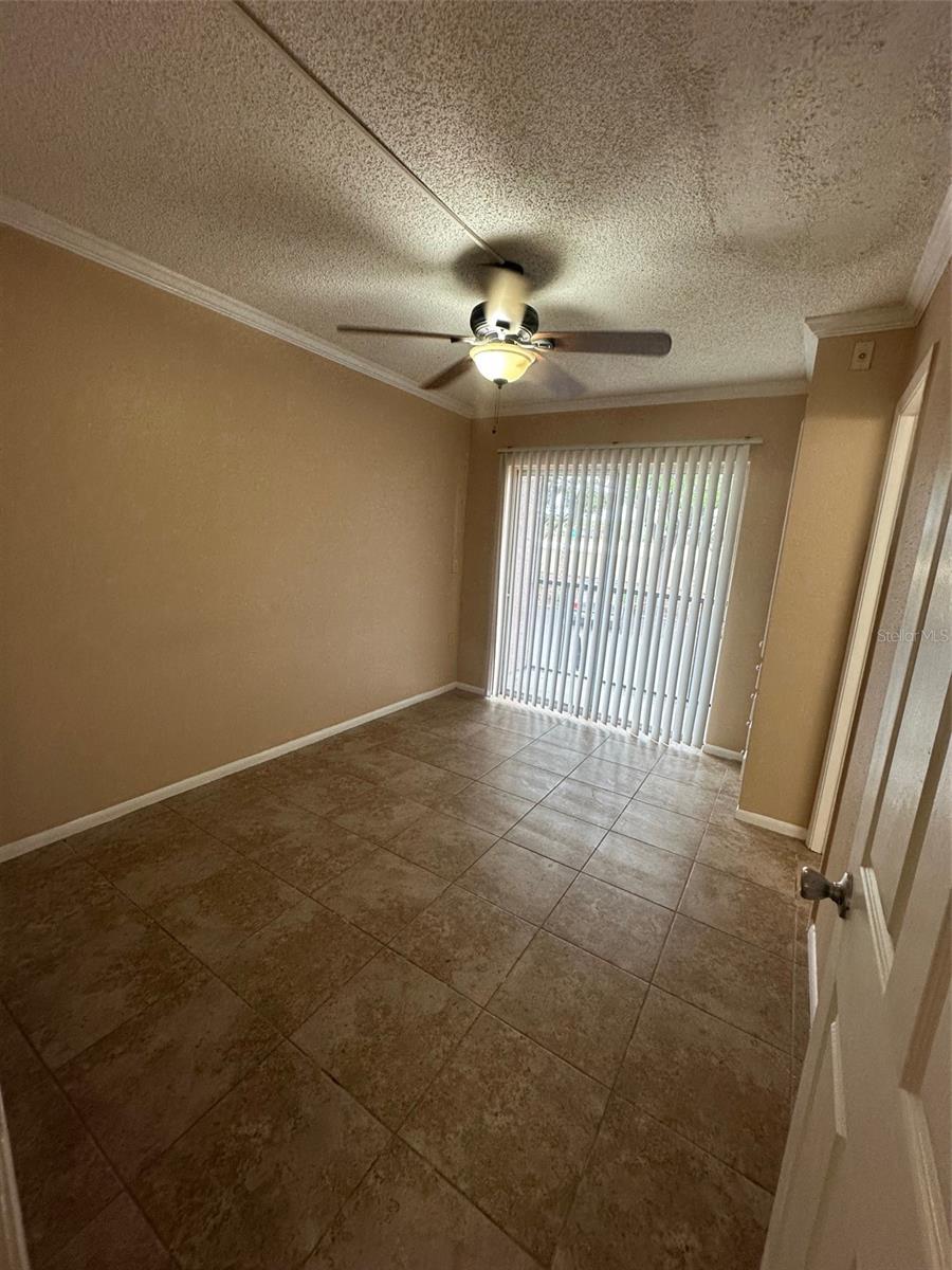 Image 9 of 10 For 115 Oyster Bay Circle 200