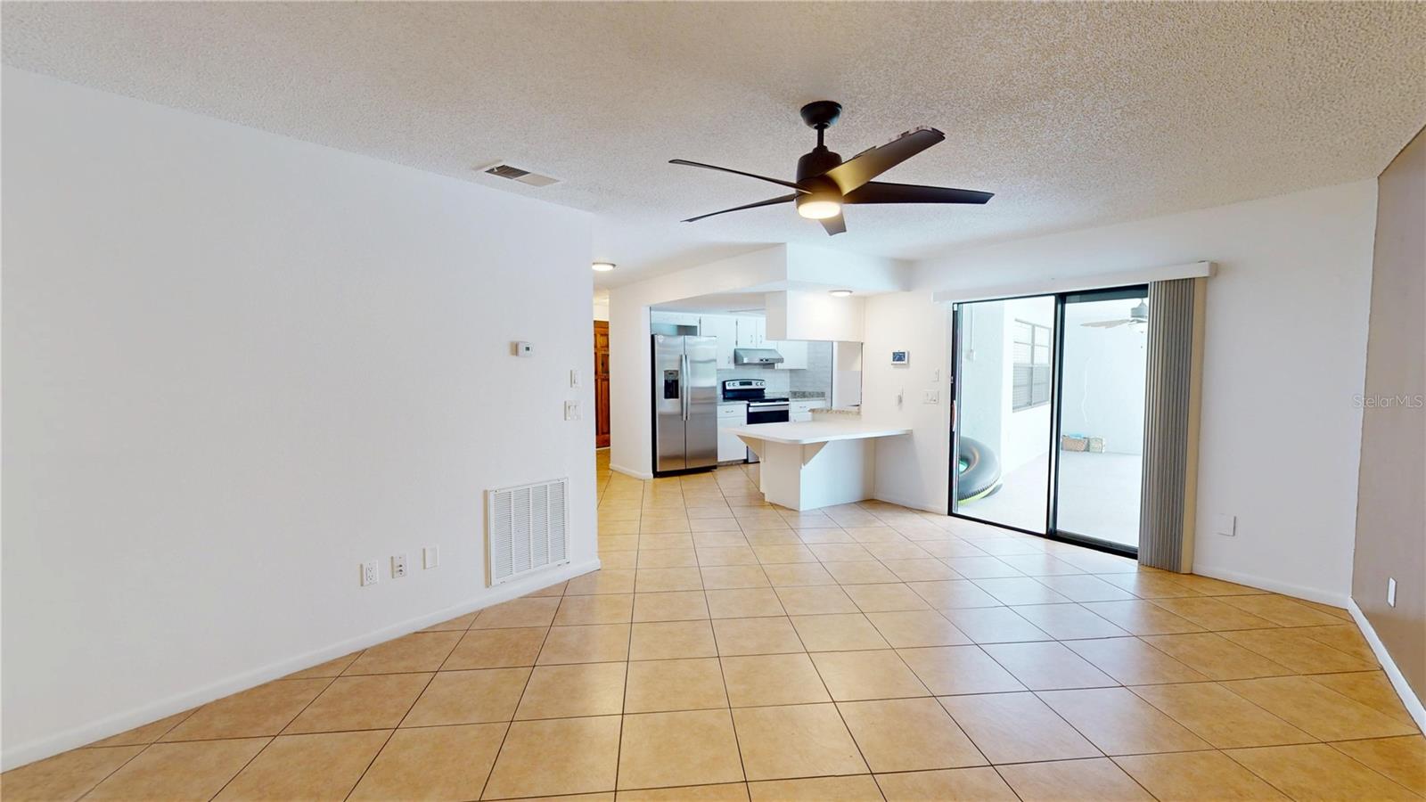 Image 22 of 51 For 2369 Haulover Boulevard