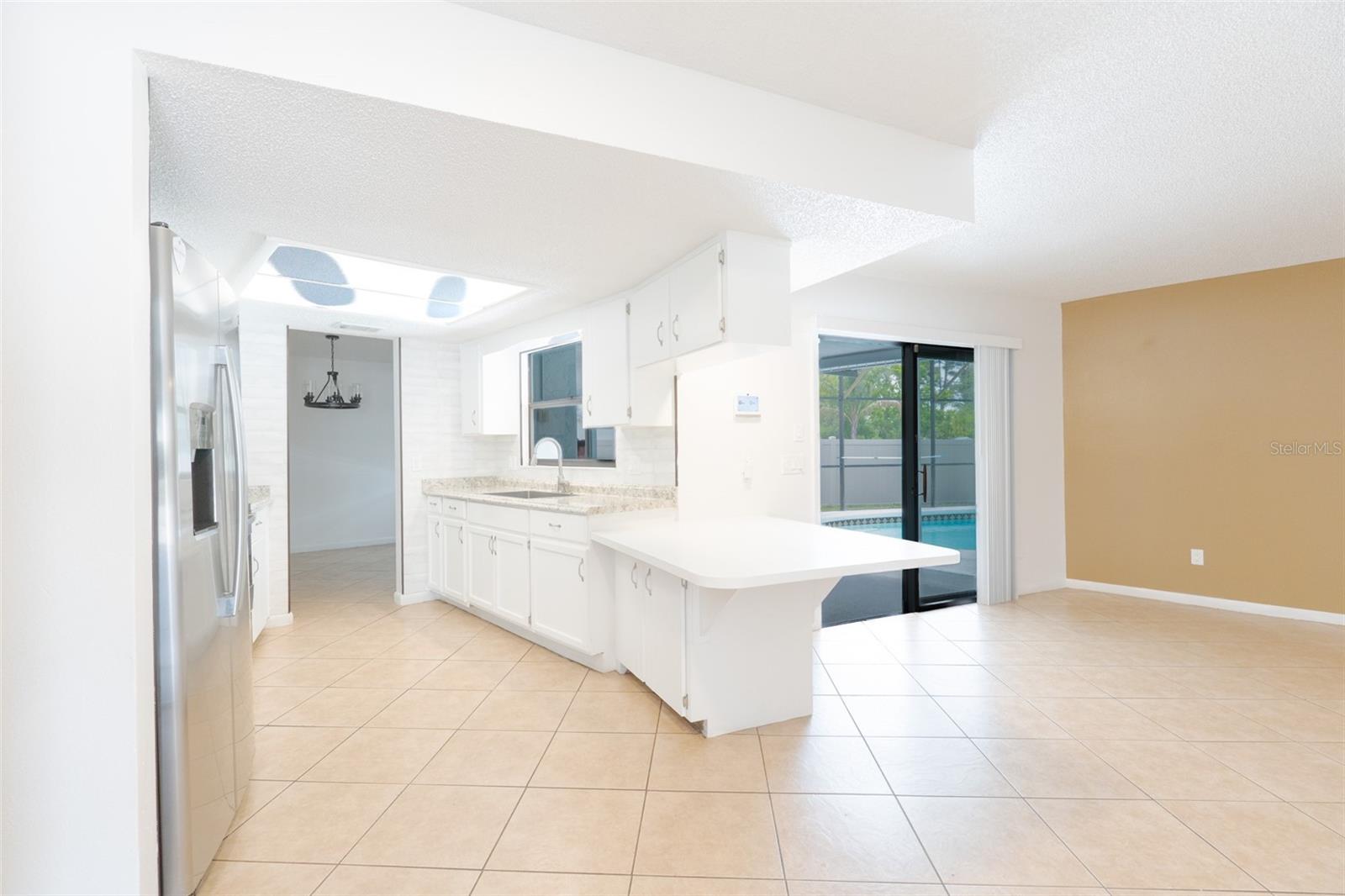Image 23 of 51 For 2369 Haulover Boulevard