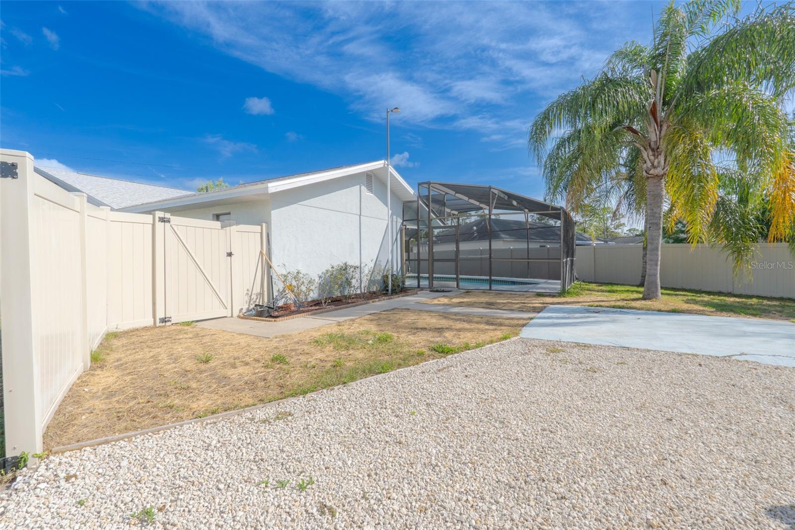 Image 41 of 51 For 2369 Haulover Boulevard