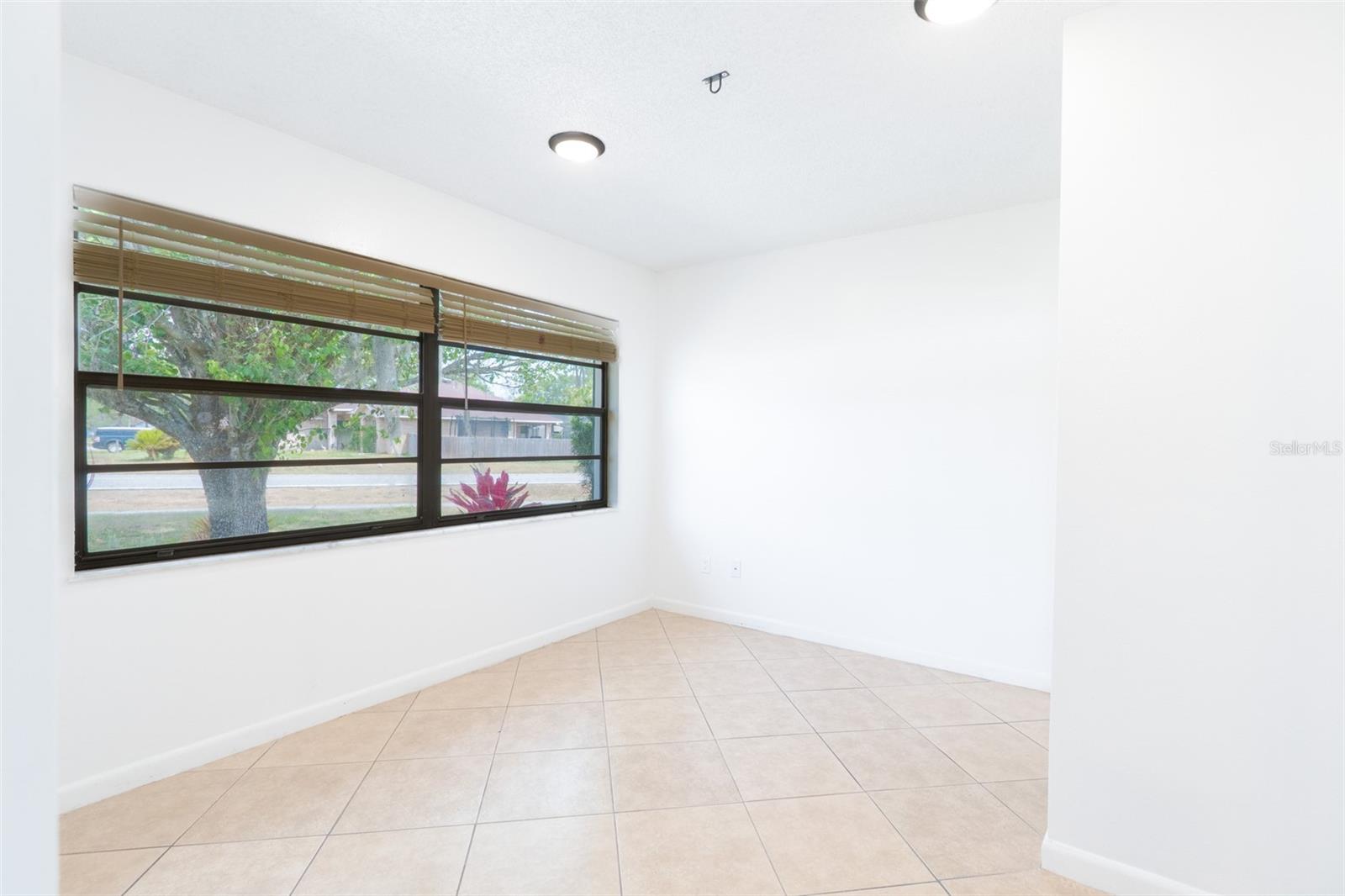 Image 9 of 51 For 2369 Haulover Boulevard