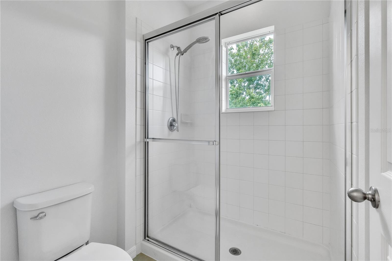 Image 21 of 47 For 1262 10th Street