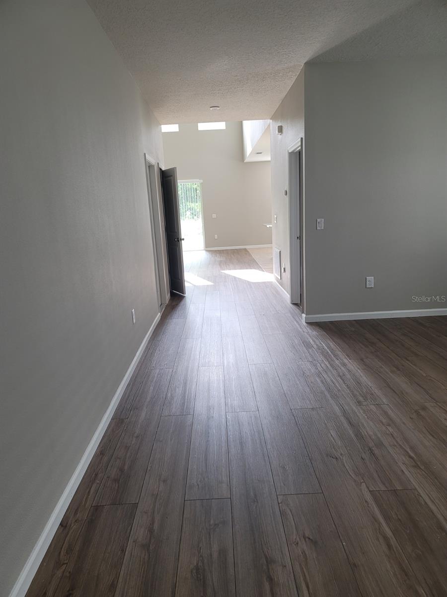 Image 11 of 40 For 6018 Glory Bower Drive