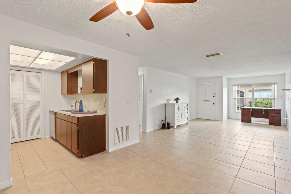 Image 8 of 24 For 206 Diamond Cove 106