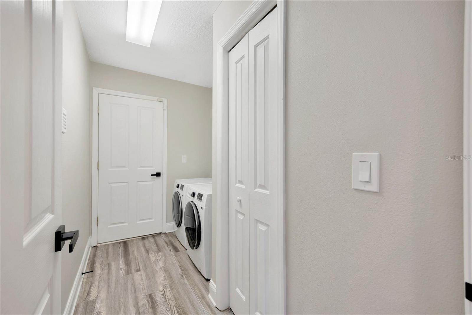 Image 43 of 49 For 599 Charleston Court