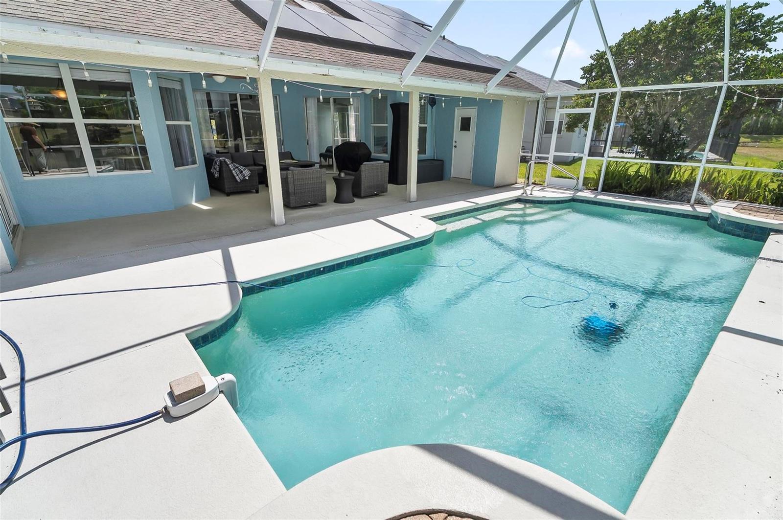 Image 33 of 41 For 633 Lakehaven Circle