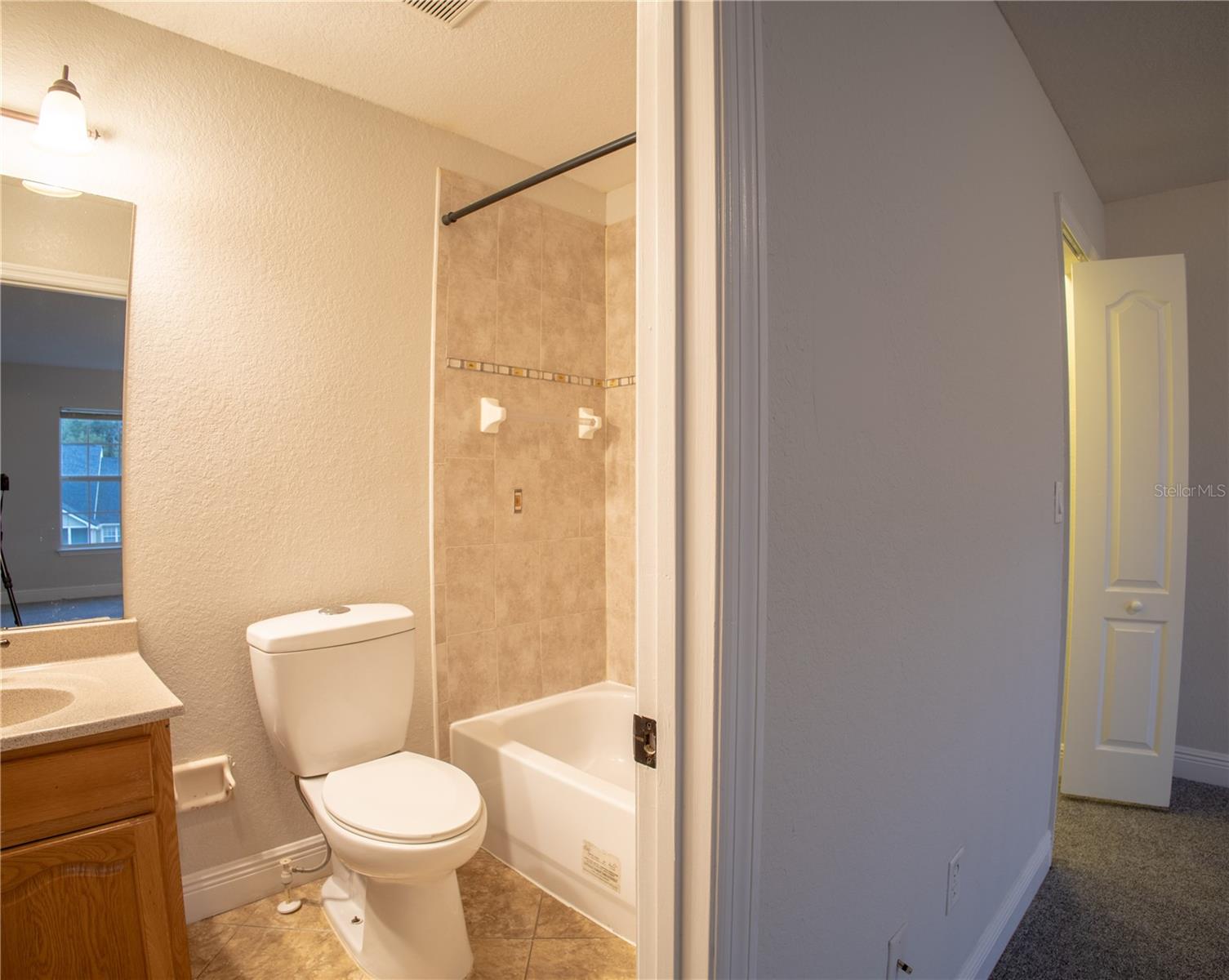 Image 16 of 19 For 3725 Lake Orlando Parkway #02