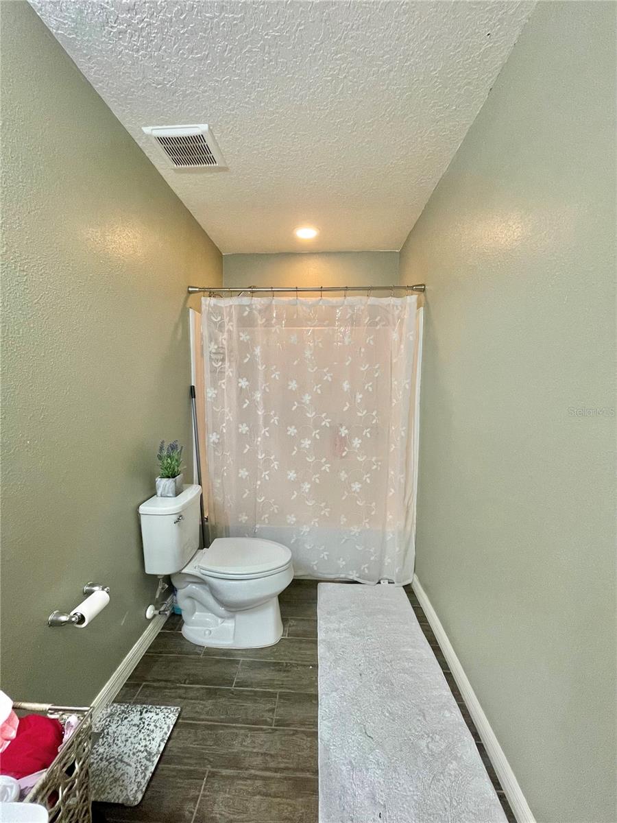 Image 32 of 40 For 4501 Baler Trails Drive