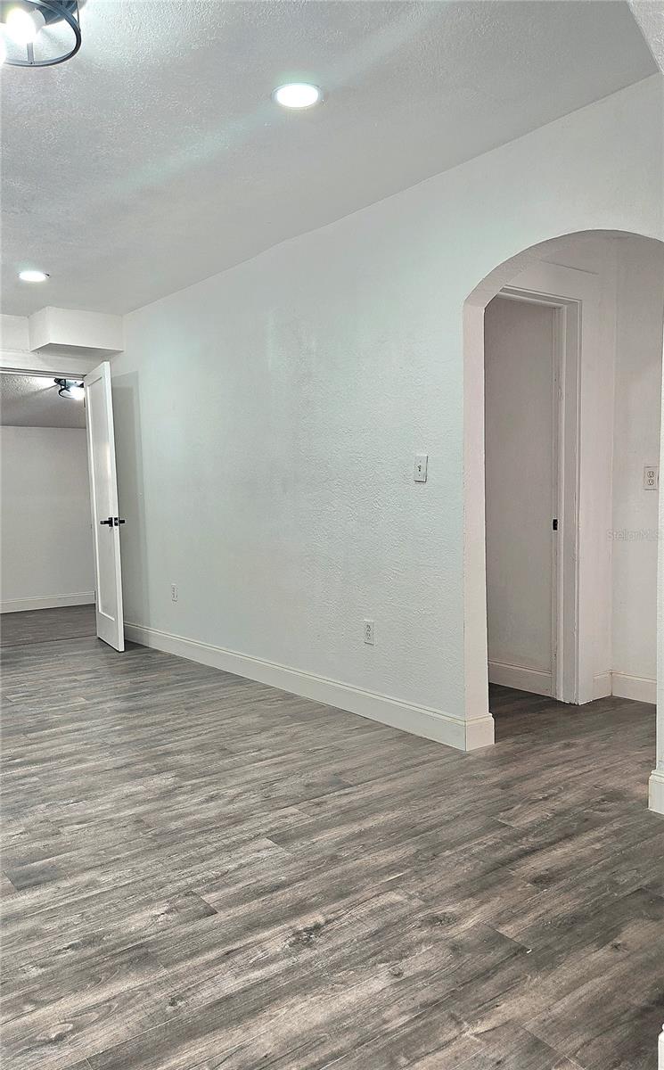 Image 11 of 42 For 1651 Clarcona Road