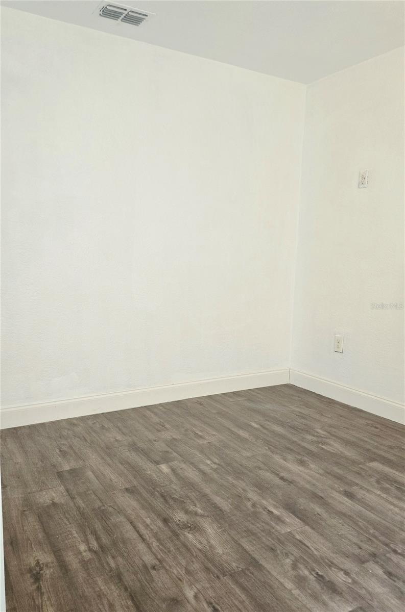 Image 34 of 42 For 1651 Clarcona Road