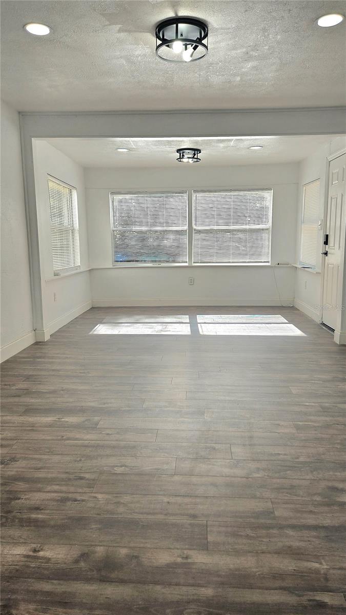 Image 7 of 42 For 1651 Clarcona Road