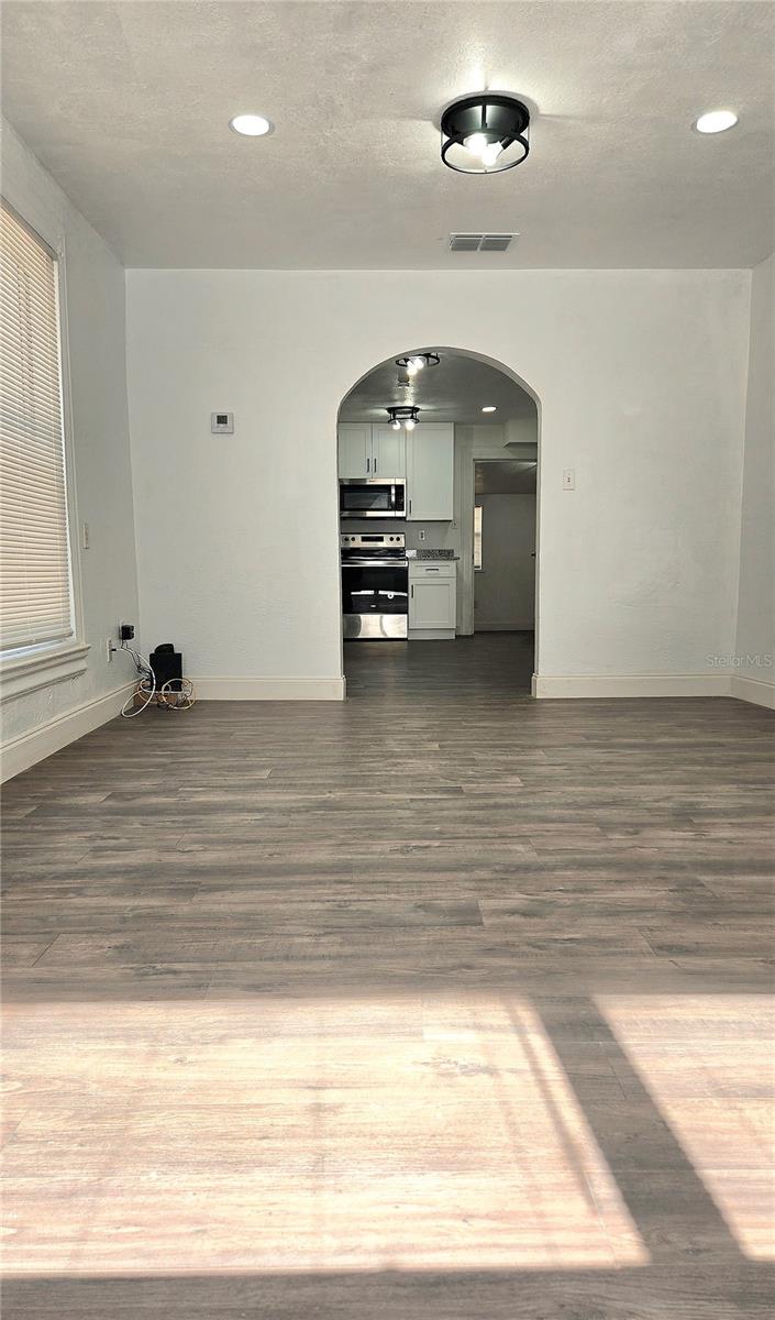 Image 9 of 42 For 1651 Clarcona Road