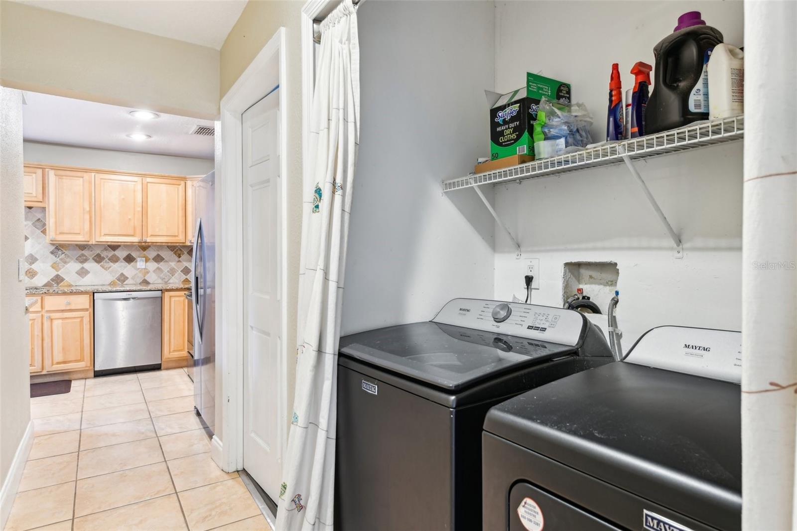 Image 18 of 31 For 2260 Winslow Circle