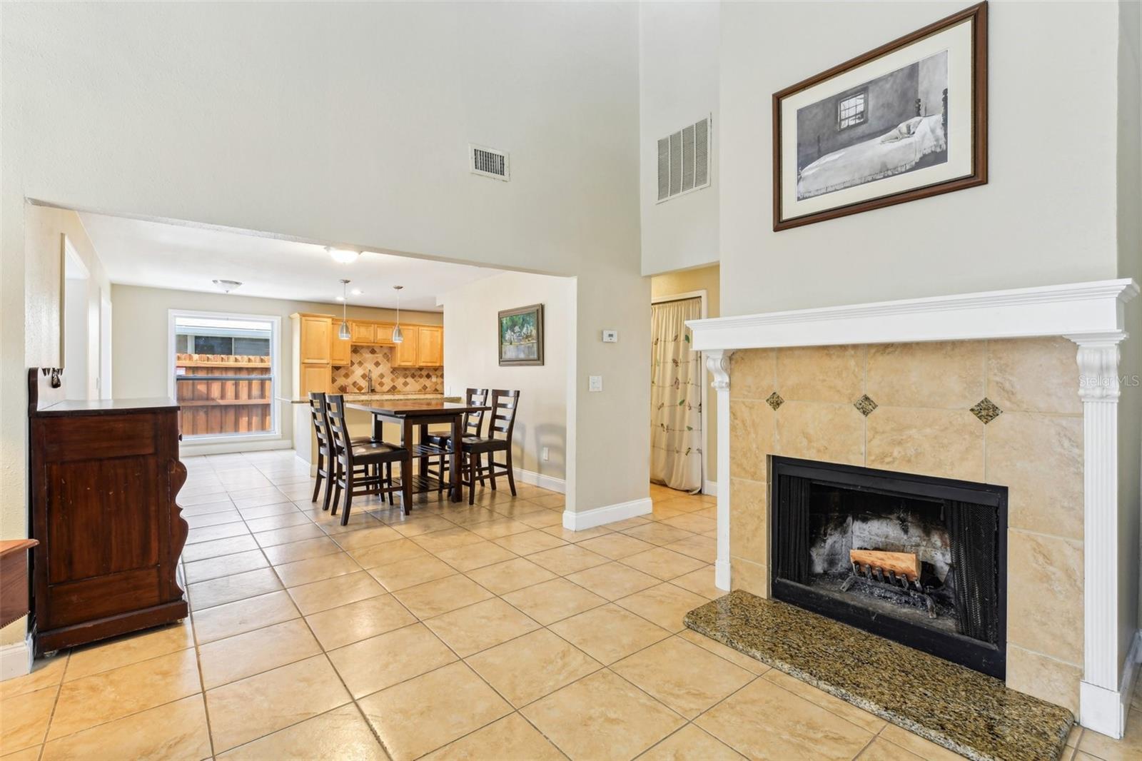 Image 6 of 31 For 2260 Winslow Circle