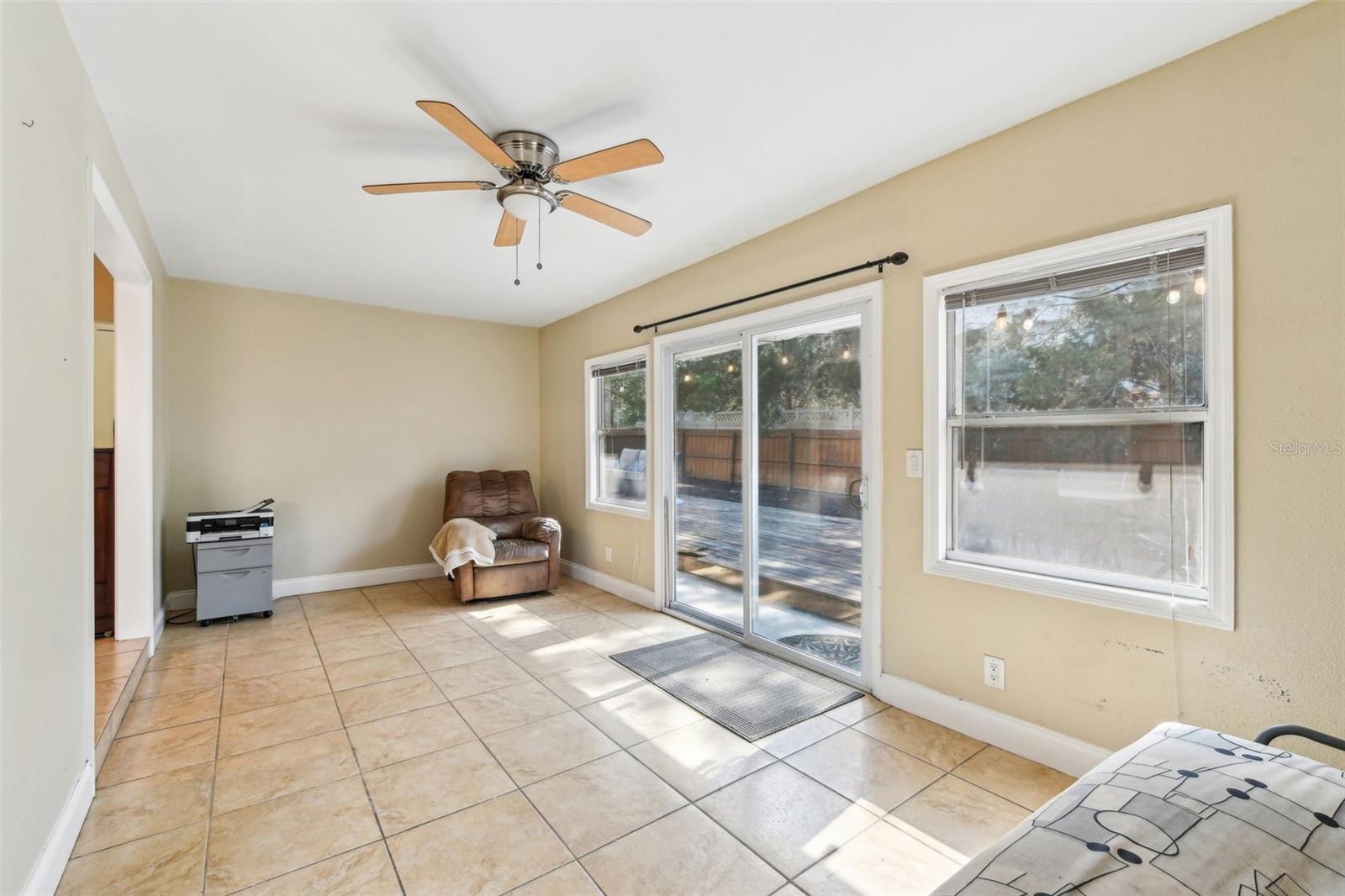 Image 9 of 31 For 2260 Winslow Circle