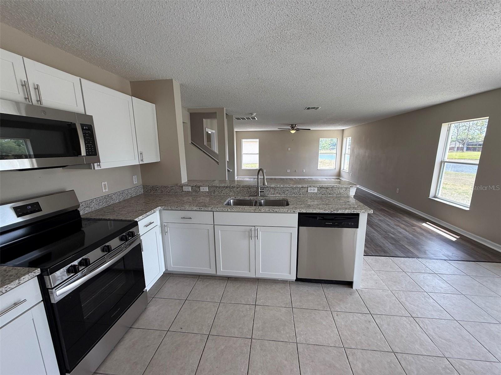 Image 6 of 38 For 786 Crystal Bay Lane