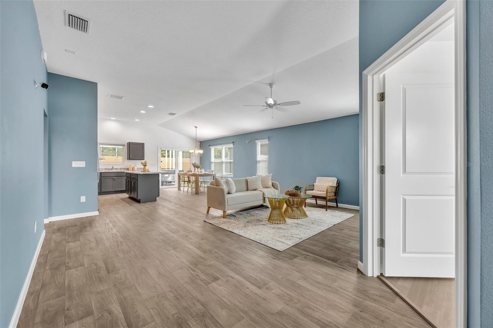 Image 5 of 43 For 1397 Gatlin Place