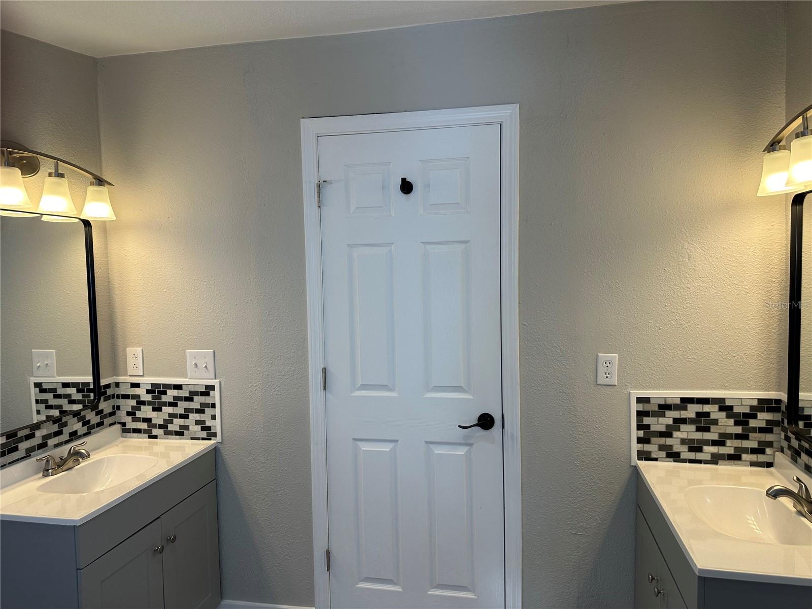 Image 11 of 39 For 37518 Quail Ridge Circle