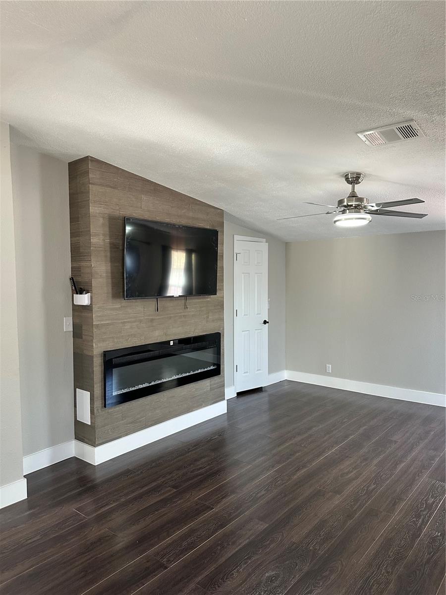 Image 8 of 39 For 37518 Quail Ridge Circle