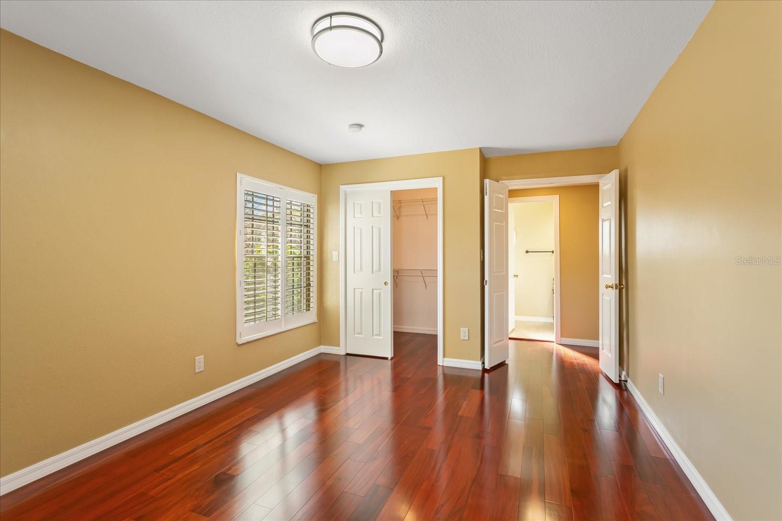 Image 15 of 25 For 1055 Kensington Park Drive 503