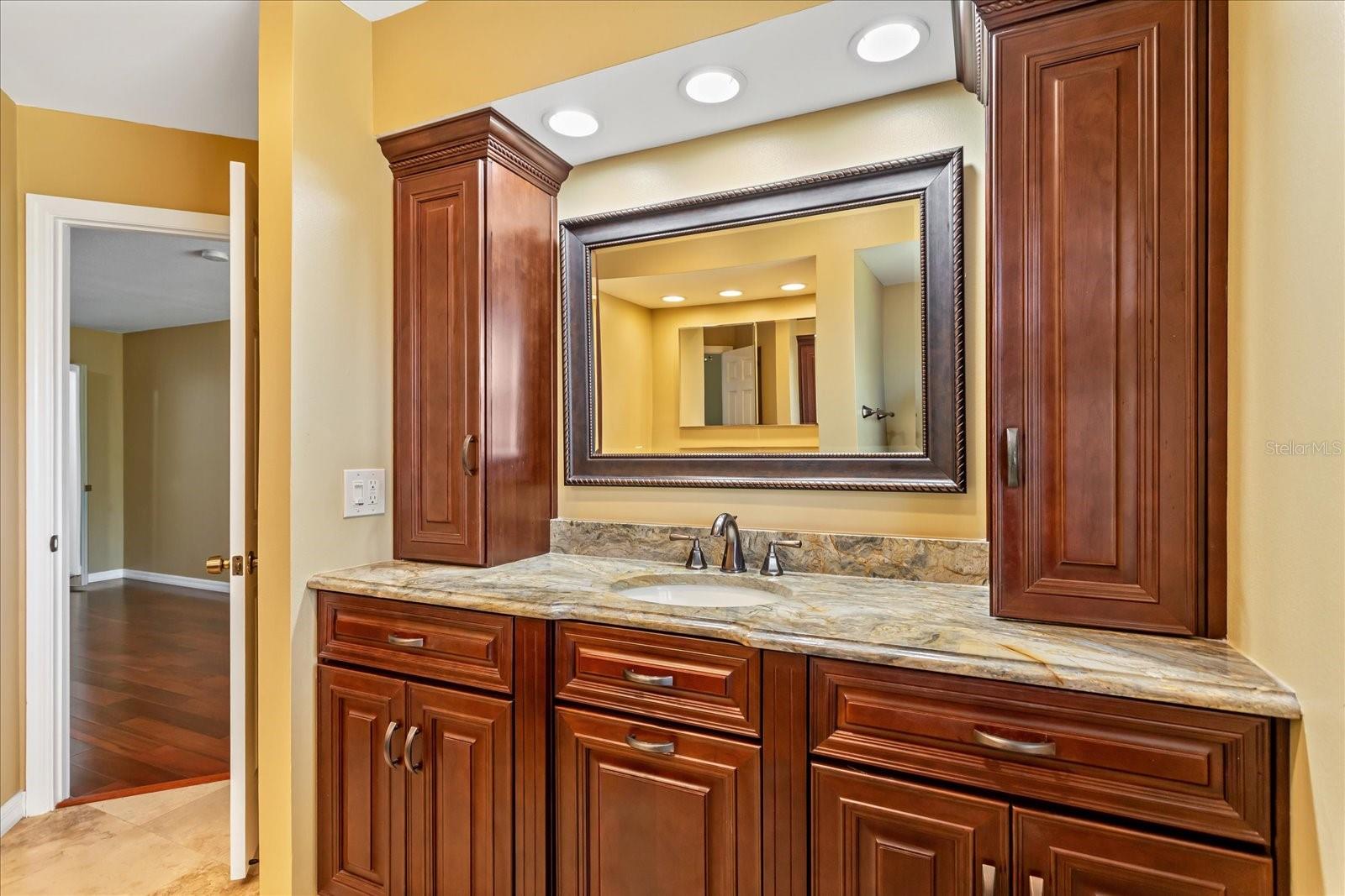 Image 19 of 25 For 1055 Kensington Park Drive 503